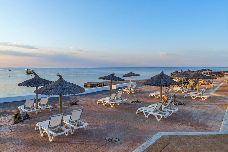 Aluasun Far Menorca Aparthotel С'Алгар Екстериор снимка
