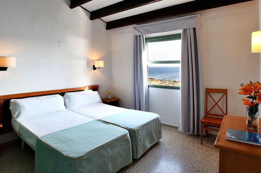 Aluasun Far Menorca Aparthotel С'Алгар Екстериор снимка
