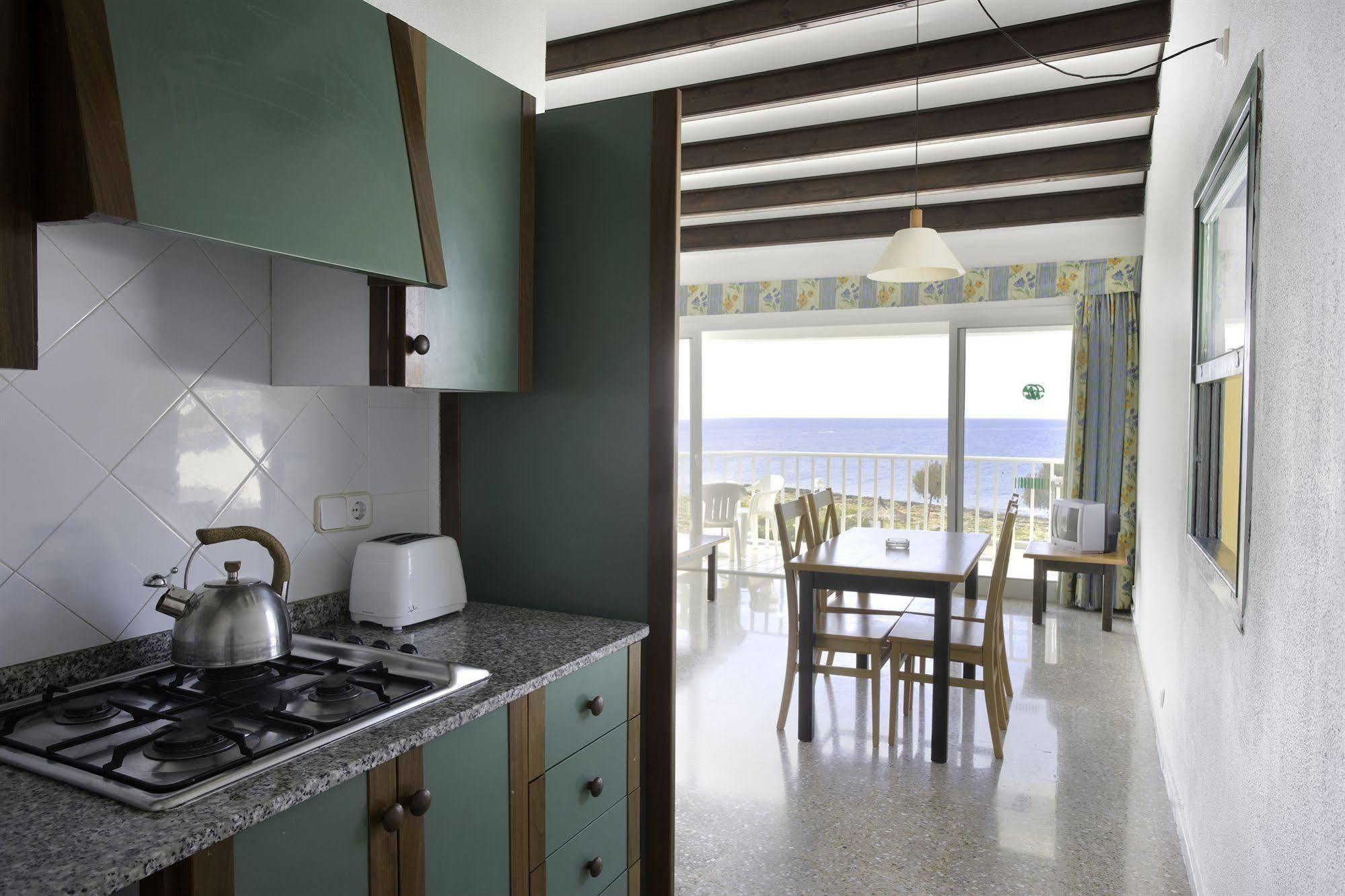 Aluasun Far Menorca Aparthotel С'Алгар Екстериор снимка
